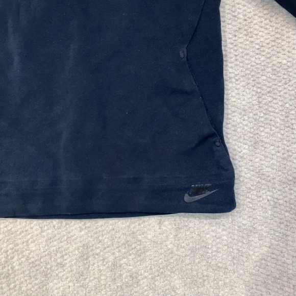 Nike Tech Fleece Pullover Crew Sweatshirt Black 685748-010 Women Small *Stains* - Picture 2 of 11